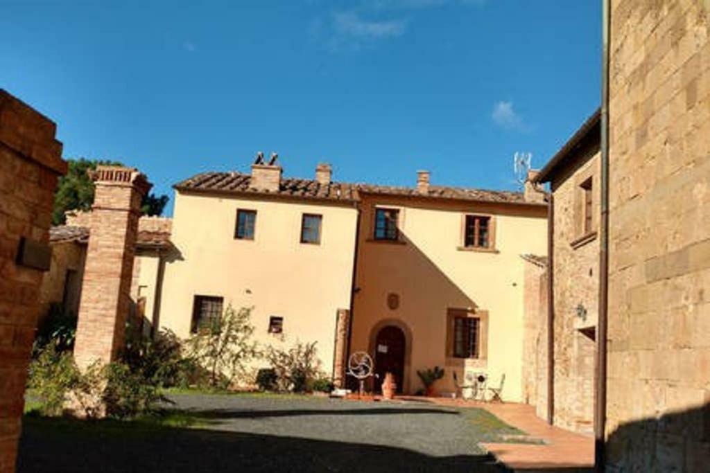 Ostello Sigerico Gambassi Terme Luaran gambar
